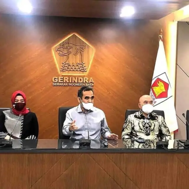 Gerindra Minta Pemerintah Bangun RS Darurat di Zona Merah Covid-19 Gerindra Minta Pemerintah Bangun RS Darurat di Zona Merah Covid-19