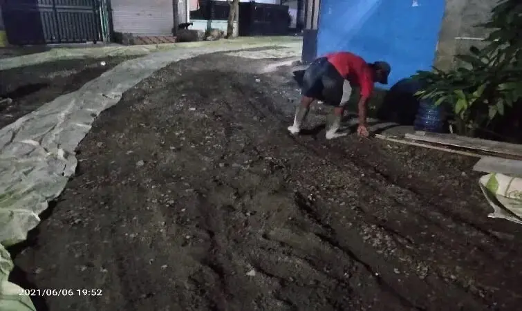 Betonisasi Jalan Utama GIC di Soal, LSM LipanHam Sebut Ada Indikasi Perampokan Berjamaah Betonisasi Jalan Utama GIC di Soal, LSM LipanHam Sebut Ada Indikasi Perampokan Berjamaah