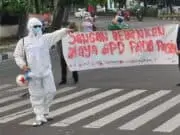 Protes Biaya Mahal APD Dibebankan ke Pasien Covid-19, FAKTA Donasi Koin Protes Biaya Mahal APD Dibebankan ke Pasien Covid-19, FAKTA Donasi Koin