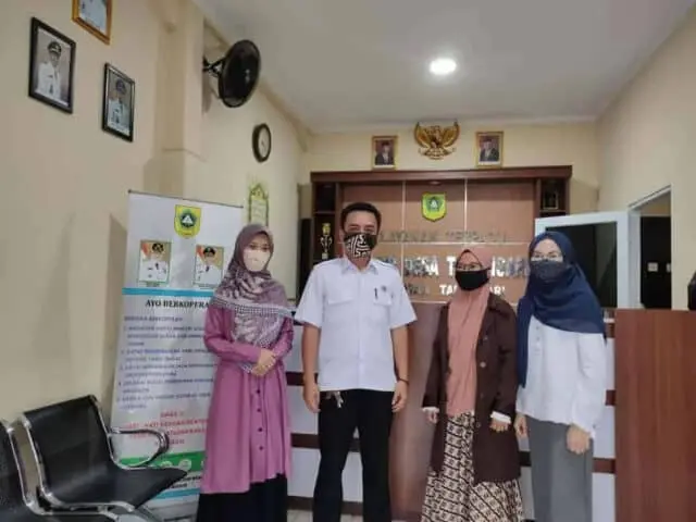 Penyuluhan Gizi Seimbang untuk Balita Melalui Kader Posyandu di Desa Tamansari Kabupaten Bogor Penyuluhan Gizi Seimbang untuk Balita Melalui Kader Posyandu di Desa Tamansari Kabupaten Bogor