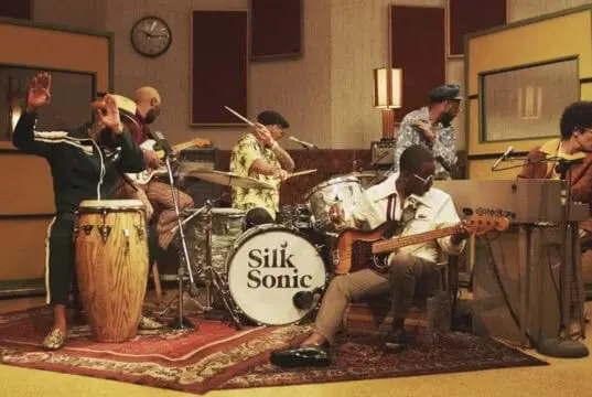 Lirik Lagu Leave the Door Open – Bruno Mars, Anderson Paak, Silk Sonic Lirik Lagu Leave the Door Open - Bruno Mars, Anderson Paak, Silk Sonic
