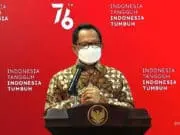 Mendagri Tegaskan UMKM Diperbolehkan Beroperasi dengan Prokes Ketat dan Pengaturan Pemda Mendagri Tegaskan UMKM Diperbolehkan Beroperasi dengan Prokes Ketat dan Pengaturan Pemda