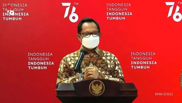 Mendagri Tegaskan UMKM Diperbolehkan Beroperasi dengan Prokes Ketat dan Pengaturan Pemda