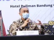 Catat! Urus Layanan Adminduk Tak Perlu Sertifikat Vaksinasi Covid-19 Catat! Urus Layanan Adminduk Tak Perlu Sertifikat Vaksinasi Covid-19