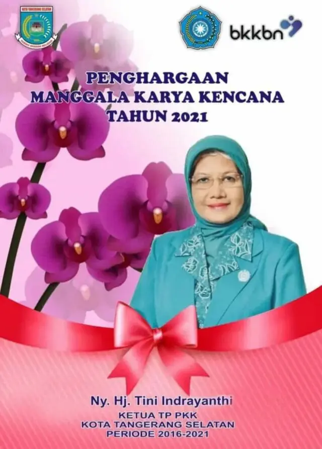 Hj. Tini Indrayanthi Raih Penghargaan Manggala Karya Kencana Hj. Tini Indrayanthi Raih Penghargaan Manggala Karya Kencana