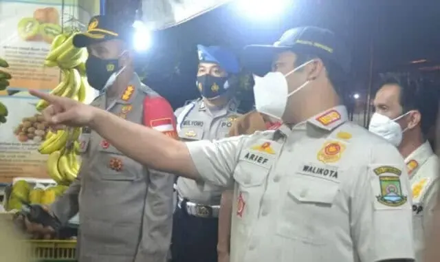 Forkopimda Kota Tangerang Patroli PPKM Darurat Hari ke-3, Melanggar Disanksi Forkopimda Kota Tangerang Patroli PPKM Darurat Hari ke-3, Melanggar Disanksi
