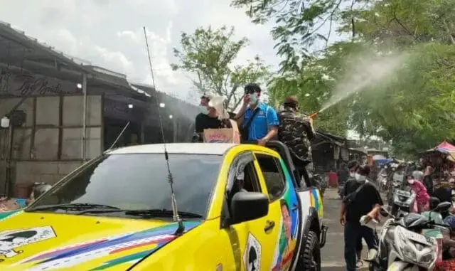 KNPI Cipondoh Peduli Kemanusiaan, Semprot Disinfektan dan Sosialisasi PPKM Darurat KNPI Cipondoh Peduli Kemanusiaan, Semprot Disinfektan dan Sosialisasi PPKM Darurat