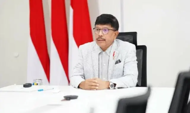 Tingkatkan Kualitas Konektivitas Digital, Menteri Johnny: Kominfo Mulai Refarming di 9 Klaster Tingkatkan Kualitas Konektivitas Digital, Menteri Johnny: Kominfo Mulai Refarming di 9 Klaster
