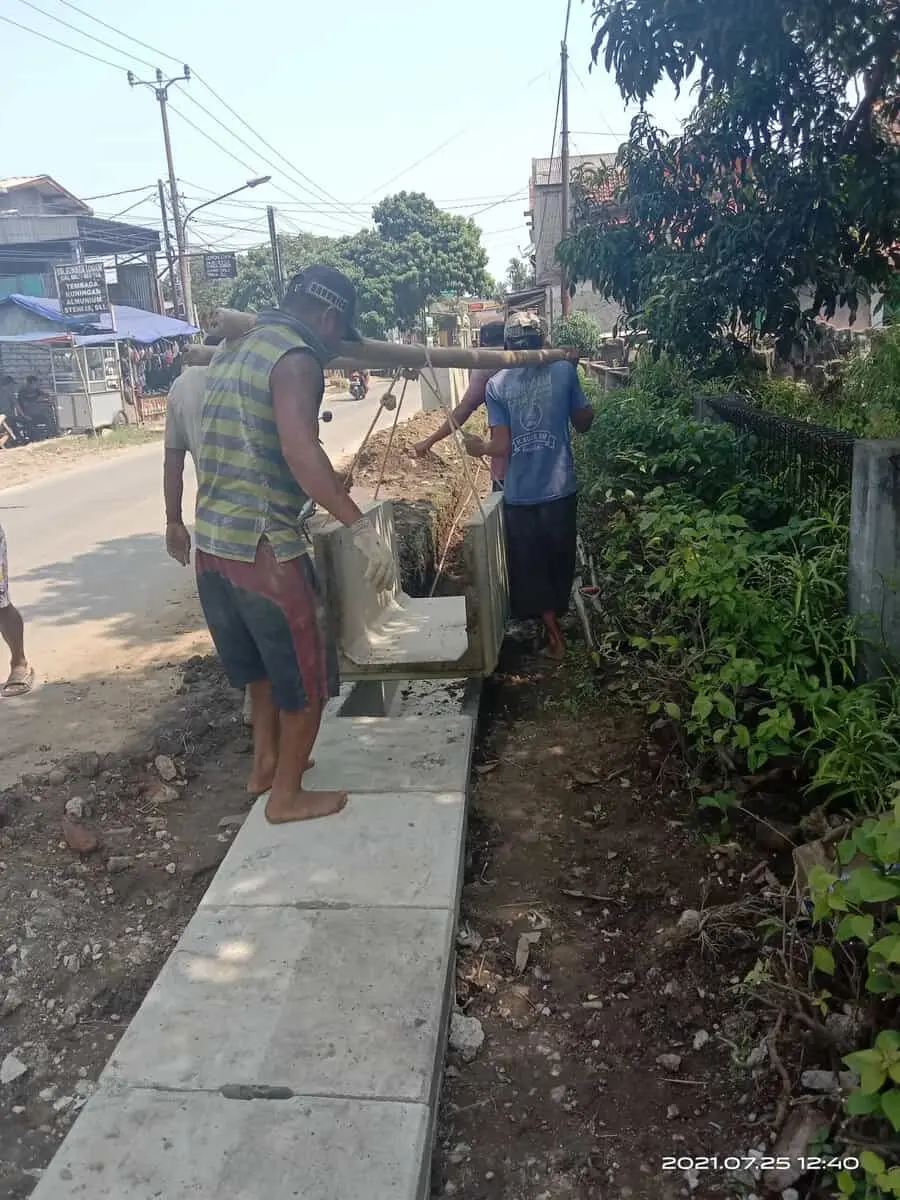 Proyek Drainase U-Ditch Jalan Sukabakti-Binong Lemah Pengawasan Proyek Drainase U-Ditch Jalan Sukabakti-Binong Lemah Pengawasan
