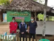 Pemdes Sukajadi dan Mahasiswa KKM Kerjasama Dalam Penanganan Covid-19 Pemdes Sukajadi dan Mahasiswa KKM Kerjasama Dalam Penanganan Covid-19