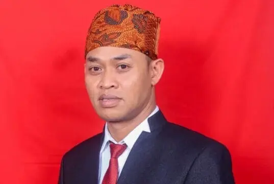 Masyarakat Optimis, Jaro Kojot Pimpin Dua Periode Citorek Tengah Ajat Sudrajat atau yang sering disapa Jaro Kojot, Kepala Desa Citorek Tengah 2015-2021.