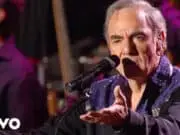 Lirik Lagu Sweet Caroline – Neil Diamond dan Terjemahan Lirik Lagu Sweet Caroline - Neil Diamond dan Terjemahan