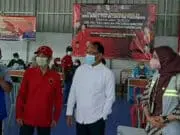 PDIP Banten Gelar Vaksinasi di Warga Desa Rancaiyuh Panongan, Mukhlis : Kita Sukseskan Program Pemerintah Kegiatan Vaksinasi Di Desa Rancaiyuh Kecamatan Panongan.