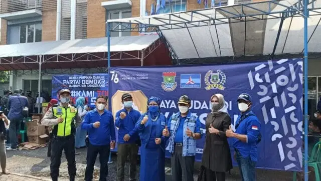 DPC Partai Demokrat Kabupaten Tangerang Gelar 1000 Vaksinasi Untuk Masyarakat DPC Partai Demokrat Kabupaten Tangerang Gelar 1000 Vaksinasi Untuk Masyarakat