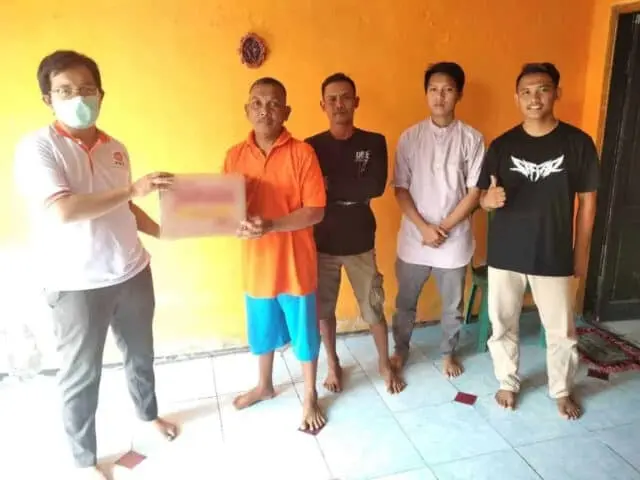 Relawan PKS Bantu Pembangunan Mushola di Kronjo Relawan PKS Bantu Pembangunan Mushola di Kronjo