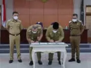 Pemkot Tangerang Selatan dan Pemkab Tangerang Tanda Tangani Nota Kesepahaman Pemkot Tangerang Selatan dan Pemkab Tangerang Tanda Tangani Nota Kesepahaman
