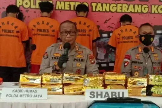 Polres Metro Tangerang Kota Ungkap Sabu 18,78kg, Kurir Diupah Rp200 Juta Polres Metro Tangerang Kota Ungkap Sabu 18,78kg, Kurir Diupah Rp200 Juta