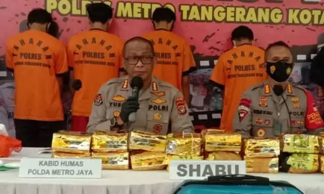 Polres Metro Tangerang Kota Ungkap Sabu 18,78kg, Kurir Diupah Rp200 Juta Polres Metro Tangerang Kota Ungkap Sabu 18,78kg, Kurir Diupah Rp200 Juta