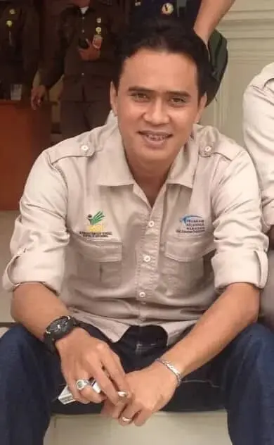 Agung Dinata Kusuma Pendamping PKH Kabupaten Lebak Diberi Penghargaan Mensos Tri Rismaharini 2021 Agung Dinata Kusuma Pendamping PKH Kabupaten Lebak Diberi Penghargaan Mensos Tri Rismaharini 2021