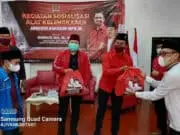Irvansyah : Guru Ngaji dan Marbot di Kabupaten Tangerang Harus Dapat Perhatian Pemerintah Irvansyah : Guru Ngaji dan Marbot di Kabupaten Tangerang Harus Dapat Perhatian Pemerintah