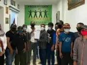 Buruh Minta Bantuan ke LBH Situmeang Soal Persilisihan Hubungan Industrial Buruh Minta Bantuan ke LBH Situmeang Soal Persilisihan Hubungan Industrial