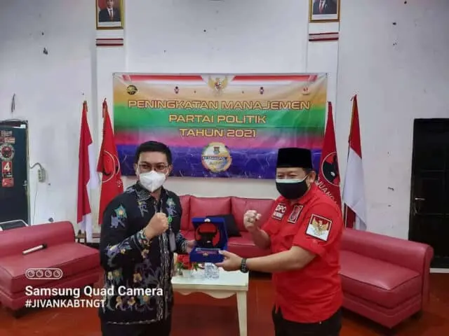 Webinar Kesbangpol & PDIP Tangerang, Irvansyah : Peran Partai Politik Penting Untuk Tingkatkan Kualitas Demokrasi Webinar Kesbangpol & PDIP Tangerang, Irvansyah : Peran Partai Politik Penting Untuk Tingkatkan Kualitas Demokrasi