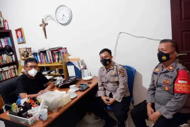Baru menjabat, Kapolsek Panongan langsung Sambangi Tokoh Agama Baru menjabat, Kapolsek Panongan langsung Sambangi Tokoh Agama
