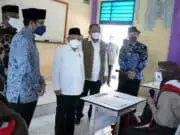 Lapor ke Wapres, Wagub Andika : Satu Pekan PTM di Banten Aman Tanpa Penularan Lapor ke Wapres, Wagub Andika : Satu Pekan PTM di Banten Aman Tanpa Penularan