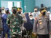 Panglima TNI Bersama Kapolri Tinjau Serbuan Vaksinasi dan Bakti Sosial Nusantara AKABRI 1998 Nawahasta Panglima TNI Bersama Kapolri Tinjau Serbuan Vaksinasi dan Bakti Sosial Nusantara AKABRI 1998 Nawahasta