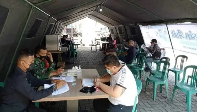 Clique Kitchen & Bar Bersama Kodim 0510/Tigaraksa Gelar Vaksinasi di Kelapa Dua Clique Kitchen & Bar Bersama Kodim 0510/Tigaraksa Gelar Vaksinasi di Kelapa Dua