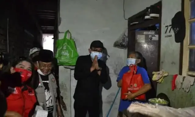 Bansos PDI Perjuangan Kota Tangerang Tepat Sasaran, Gatot: Pansus Bansos Segera Berjalan Bansos PDI Perjuangan Kota Tangerang Tepat Sasaran, Gatot: Pansus Bansos Segera Berjalan