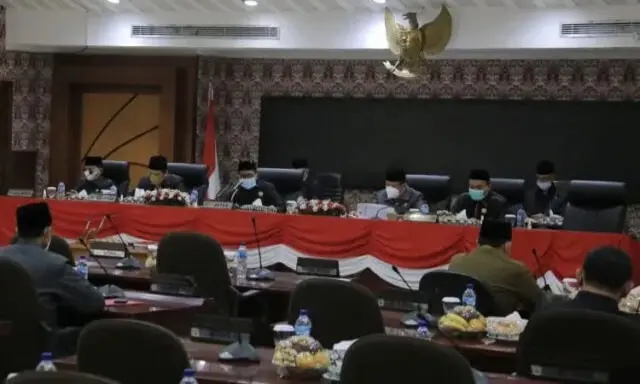 Paripurna DPRD Kota Tangerang, Walikota Sampaikan Pemulihan Dampak Covid-19 Jadi Prioritas Paripurna DPRD Kota Tangerang, Walikota Sampaikan Pemulihan Dampak Covid-19 Jadi Prioritas