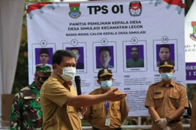 Sekda Buka Simulasi Pilkades Serentak di Kecamatan Legok Sekda Buka Simulasi Pilkades Serentak di Kecamatan Legok
