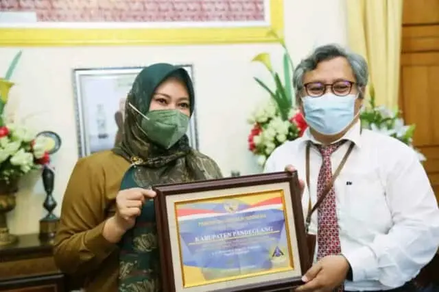 Pemkab Pandeglang Raih WTP Berturut-turut, Bupati Irna Dapat Penghargaan Dari Kemenkeu Pemkab Pandeglang Raih WTP Berturut-turut, Bupati Irna Dapat Penghargaan Dari Kemenkeu