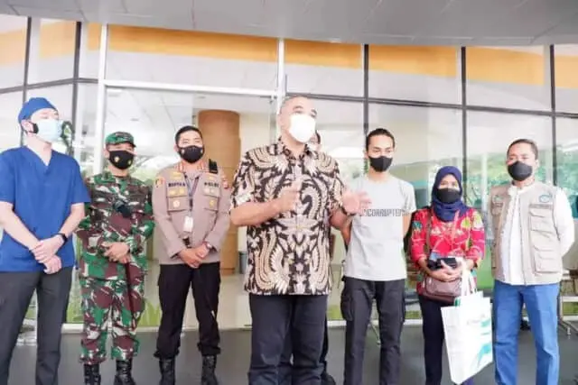 Bupati Tangerang Didampingi Kapolresta dan Dandim 0510/Tgr, Jemput Kepulangan M. Fariz Amrullah di RS Ciputra Hospital Bupati Tangerang Didampingi Kapolresta dan Dandim 0510/Tgr, Jemput Kepulangan M. Fariz Amrullah di RS Ciputra Hospital