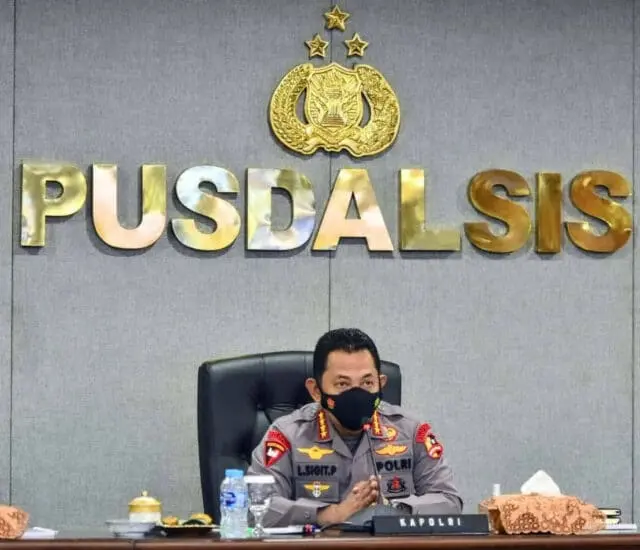 Kapolri: Jangan Ragu Pecat dan Pidanakan Anggota Yang Melanggar Kapolri: Jangan Ragu Pecat dan Pidanakan Anggota Yang Melanggar