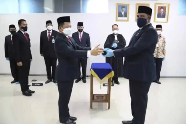 Mendagri Lantik Paulus Waterpauw sebagai Deputi Bidang Pengelolaan Potensi Kawasan Perbatasan BNPP Mendagri Lantik Paulus Waterpauw sebagai Deputi Bidang Pengelolaan Potensi Kawasan Perbatasan BNPP