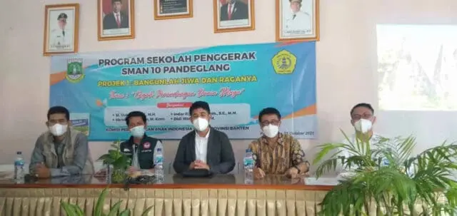 SMAN 10 Pandeglang Adakan Seminar Anti Perundungan Dunia Maya Mengahadirkan LPA Banten SMAN 10 Pandeglang Adakan Seminar Anti Perundungan Dunia Maya Mengahadirkan LPA Banten