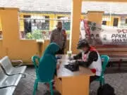 Berkolaborasi dengan Tim Nakes Mabes TNI, Polsek Panongan Gelar Gerai Vaksin Presisi Berkolaborasi dengan Tim Nakes Mabes TNI, Polsek Panongan Gelar Gerai Vaksin Presisi
