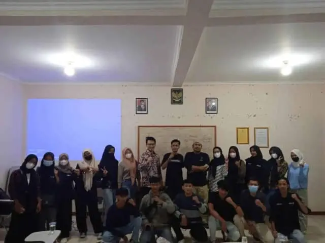 HMJ IP Menggelar Refleksi Sumpah Pemuda, Tumbuhkan Karakter Mandiri Independen dan Kritis HMJ IP Menggelar Refleksi Sumpah Pemuda, Tumbuhkan Karakter Mandiri Independen dan Kritis