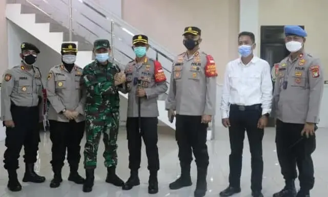HUT ke-76, Polisi Serbu Markas TNI di Kota Tangerang HUT ke-76, Polisi Serbu Markas TNI di Kota Tangerang