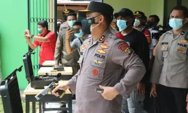 Pesan Kapolda Untuk Jajaran Polres Metro Tangerang Kota: Tuntaskan Begal dan Pinjol Bentuk Tim Khusus Pesan Kapolda Untuk Jajaran Polres Metro Tangerang Kota: Tuntaskan Begal dan Pinjol Bentuk Tim Khusus