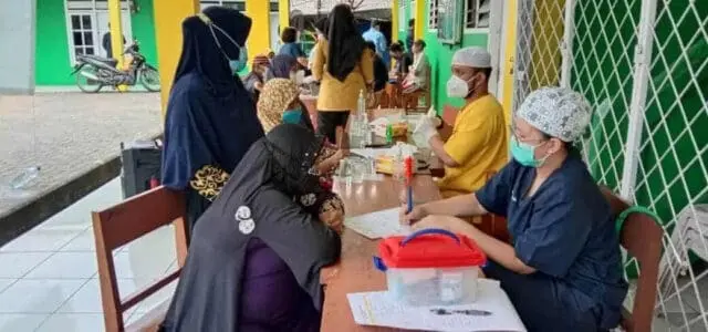 PT. NFU Bersama Puskesmas Curug Adakan Bakti Sosial Pengobatan Gratis PT. NFU Bersama Puskesmas Curug Adakan Bakti Sosial Pengobatan Gratis