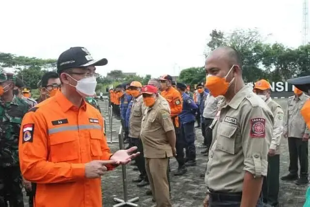 Pimpin Apel Siaga Bencana, Wagub Banten Minta Mitigasi Dioptimalkan Pimpin Apel Siaga Bencana, Wagub Banten Minta Mitigasi Dioptimalkan