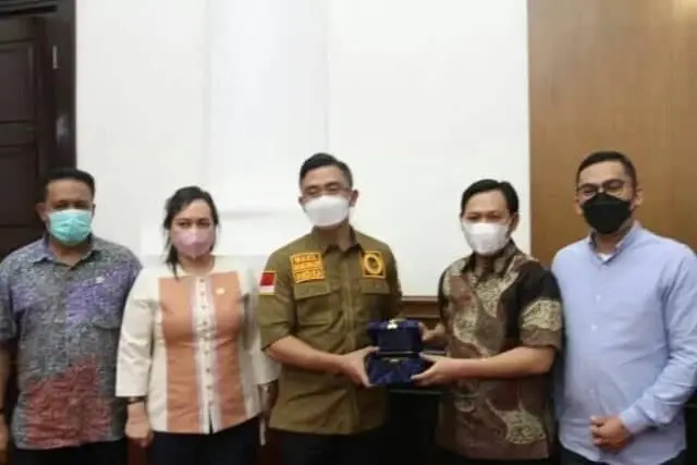Dikunjungi DPD RI, Wagub Andika: Banten Didorong Jadi Kawasan Industri Halal Dikunjungi DPD RI, Wagub Andika: Banten Didorong Jadi Kawasan Industri Halal