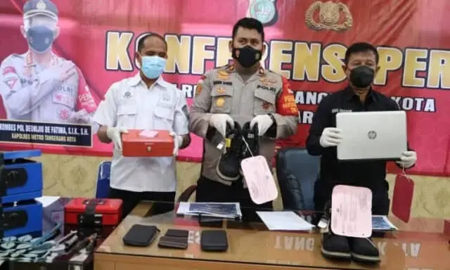 Komplotan Pembobol Gudang PT Transmarco di Karawaci Diringkus Polisi Komplotan Pembobol Gudang PT Transmarco di Karawaci Diringkus Polisi