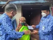 Pemkot Tangerang Bagikan Paket Sembako, Hasil Uluran Tangan Para OPD Pemkot Tangerang Bagikan Paket Sembako, Hasil Uluran Tangan Para OPD