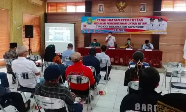 Maksimalkan Peran, Kecamatan Cipondoh Beri Pembinaan RT-RW Maksimalkan Peran, Kecamatan Cipondoh Beri Pembinaan RT-RW