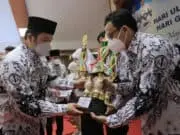 Hari Guru Nasional, Pemkot Terus Berupaya Sejahterakan Guru di Kota Tangerang Hari Guru Nasional, Pemkot Terus Berupaya Sejahterakan Guru di Kota Tangerang