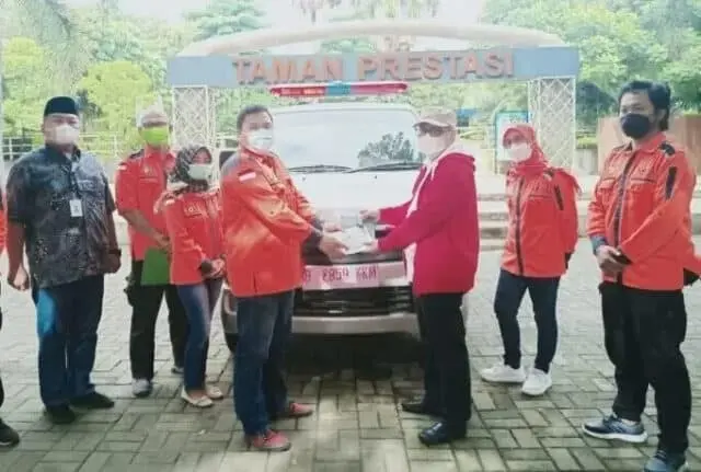 Program CSR BUMN, Anggota DPR RI Ananta Wahana Berikan Ambulans ke RC Badak di Tangerang Program CSR BUMN, Anggota DPR RI Ananta Wahana Berikan Ambulans ke RC Badak di Tangerang